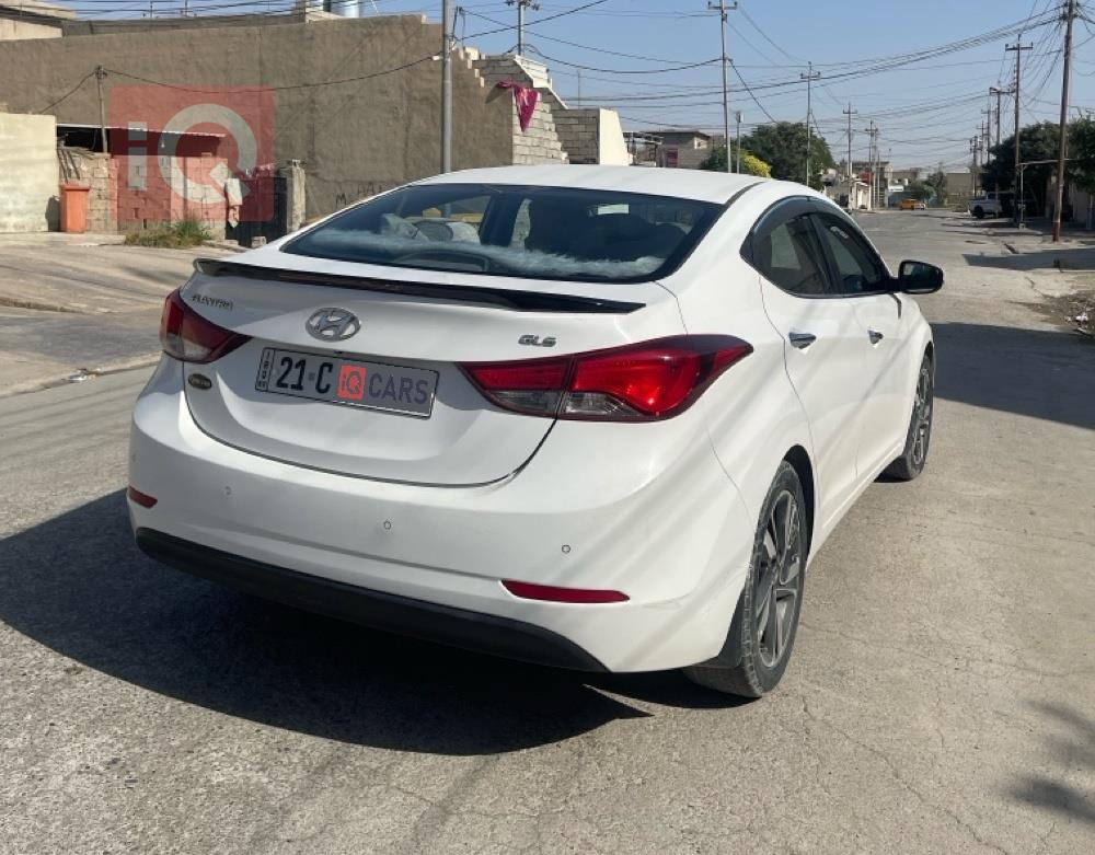 هيونداي النترا